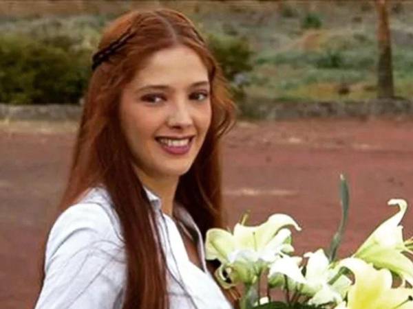 Durante esta semana el nombre de la actriz de telenovelas, Adela Noriega, apareció en las portadas de los medios de la farándula después de que trascendiera que había fallecido a los 55 años tras una intensa lucha contra el cáncer, enfermedad que la habría obligado a retirarse la industria.