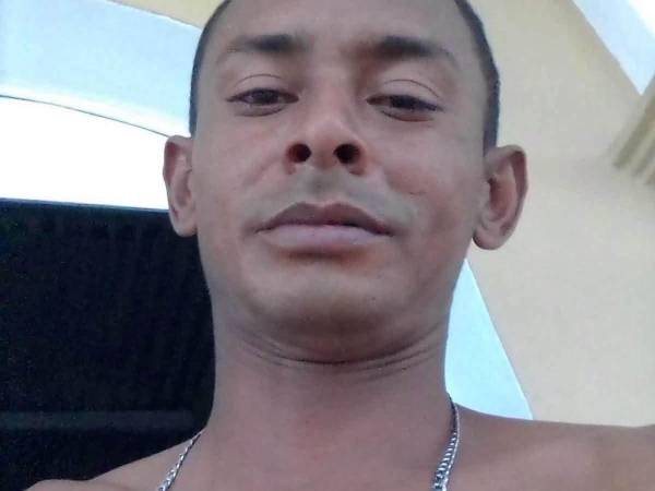 Foto en vida de Henry Alegría.