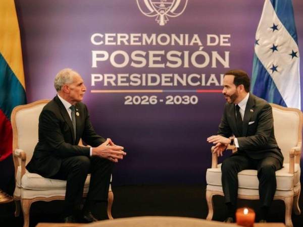 El presidente de la República, Nasry Asfura, sostuvo un encuentro bilateral con el presidente de Colombia Abelardo de la Espriella.