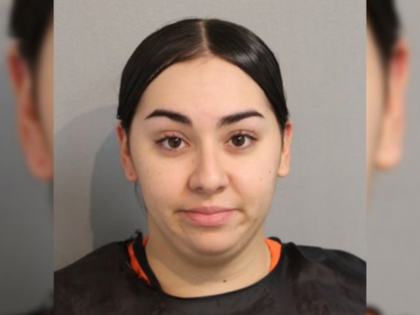 Foto de la repartidora de pizzas acusada de asesinar a madre de familia.