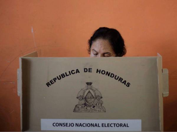 Las elecciones generales en Honduras están a la vuelta de la esquina y es importante que usted conozca lo que puede hacer y lo que no al momento de votar.