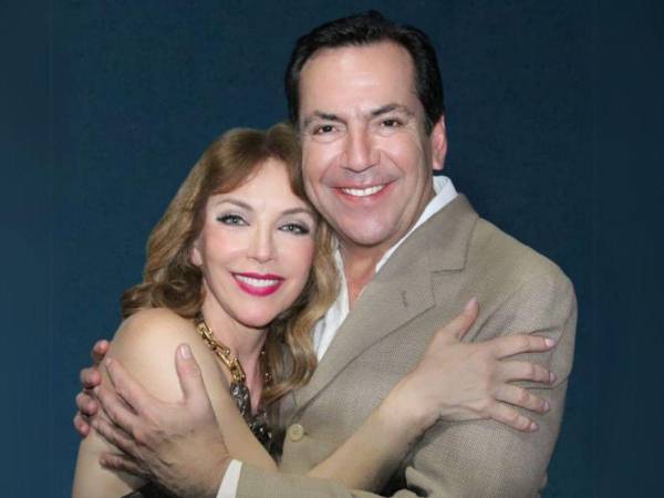 Los exnovios Laura Flores y Lalo Salazar.