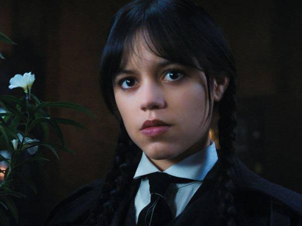 Muchas personas permanecen a la espera de la segunda temporada de Merlina.