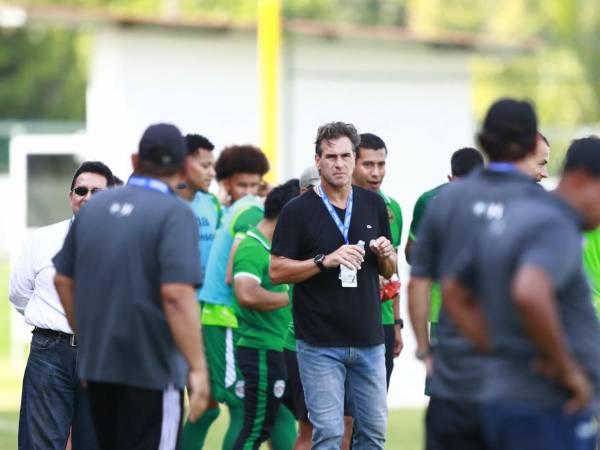 Silvio Rudman sacó un valioso empate ante Platense con 10 hombres. Neptali Romero