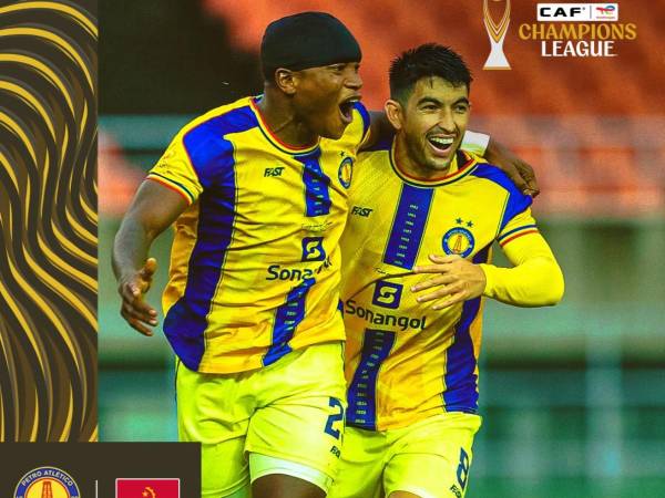Tanto Jonathan Rubio como Deiby Flores fueron titulares en el encuentro.