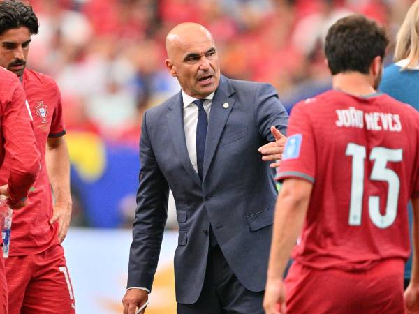 Martínez se convirtió en el técnico más rápido de la historia de <b>Portugal </b>en alcanzar los 100 goles anotados. FOTO EFE.