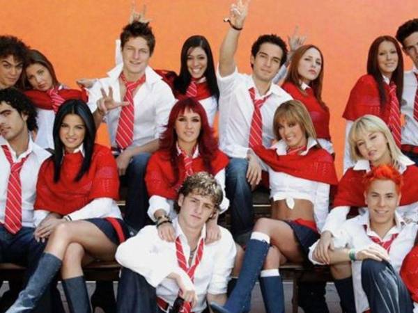Una vez más la industria de las telenovelas de Televisa se vistió de luto después de que se confirmara el sensible fallecimiento de una querida actriz que participó en la telenovela juvenil Rebelde.
