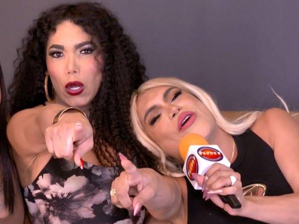 Las influencers mexicanas Wendy Guevara y Paola Suárez.