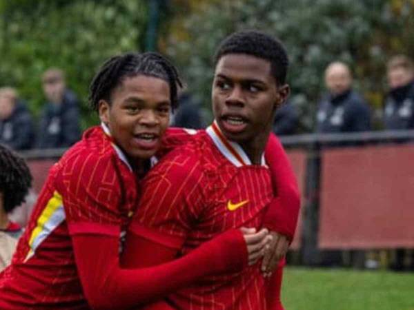 Keyrol Figueroa anota golazo con Liverpool en la UEFA Youth League