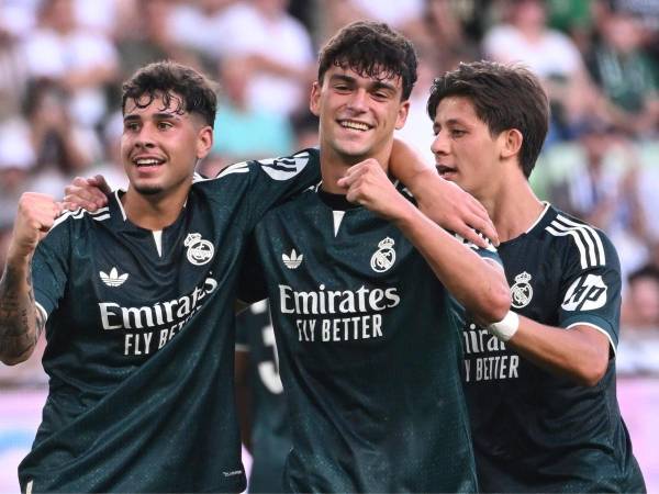 Real Madrid consiguió su primera victoria de la pretemporada bajo las órdenes de Mourinho.