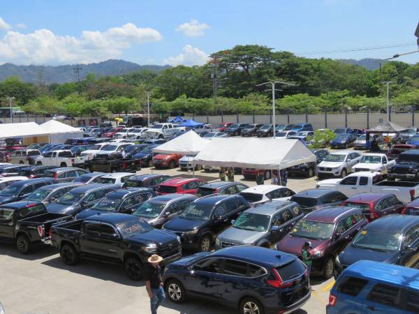 La Gran Feria Creditón de Autos estará abierta al público 13, 14 y 15 de junio, en el parque de la Universidad Tecnológica de Honduras.