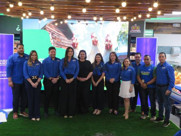 La marca líder en productos avícolas, Pollo Norteño, anunció el lanzamiento oficial de su innovadora línea de pollo de libre pastoreo, marcando un hito en la industria nacional.