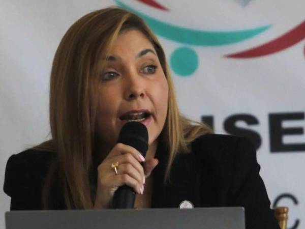 Ana Paola Hall, presidenta del Consejo Nacional Electoral (CNE).