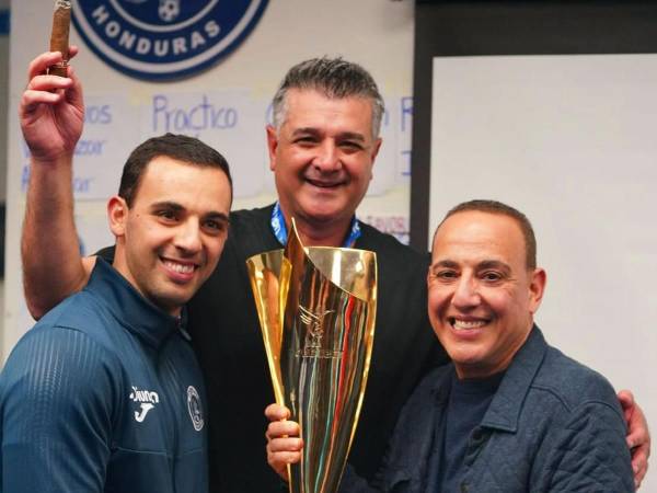 Diego Vázquez celebró su sexto título con el Motagua.
