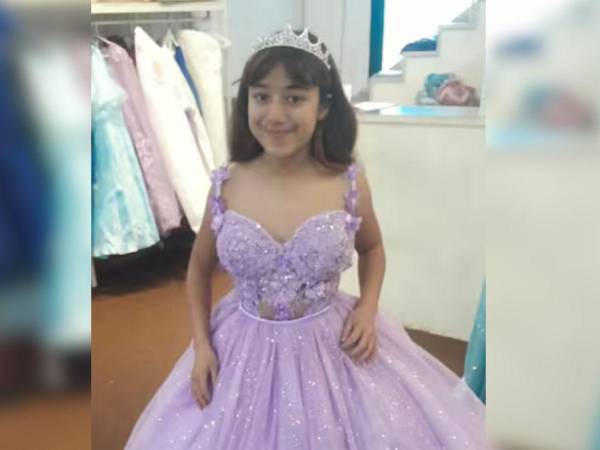 Una adolescente de 14 años murió luego de recibir un balazo en la cabeza tras quedar en medio de una balacera en la calle de Virrey del Pino, Argentina.