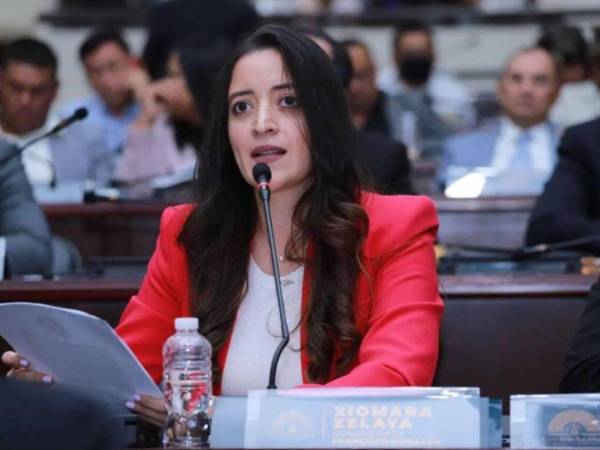 Xiomara Hortencia Zelaya Castro es diputada del partido Libertad y Refundación (Libre).