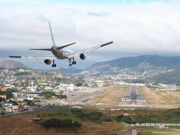 La Empresa Hondureña de Infraestructura y Servicios Aeroportuarios (EHISA) ha anunciado la implementación inmediata de nuevos controles sanitarios para todos los viajeros que salgan del país.