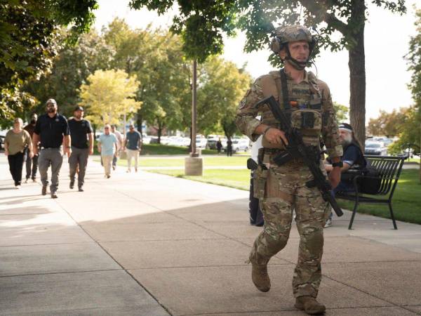 El FBI pide la colaboración ciudadana para dar con el paradero del atacante de Charlie Kirk.