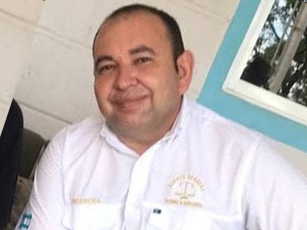 El funcionario judicial Carlos Aguilar.