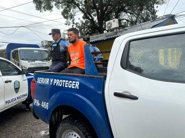 Gracias a una rápida acción, agentes policiales ubicaron y detuvieron a Mario Villanueva apenas dos horas después del homicidio de Jairo Martínez.