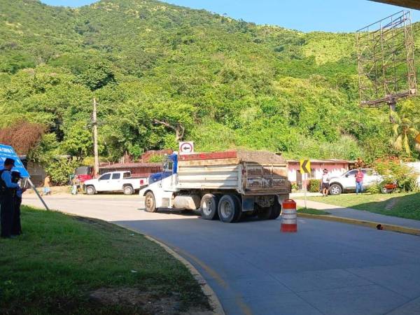 El conductor de la volqueta fue requerido.