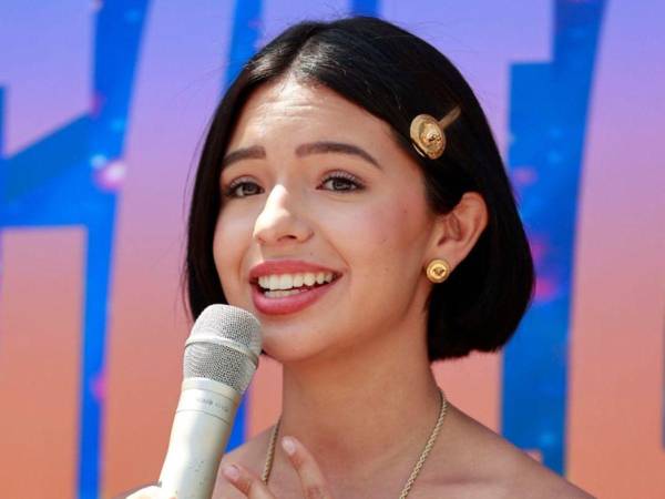 La cantante Ángela Aguilar.