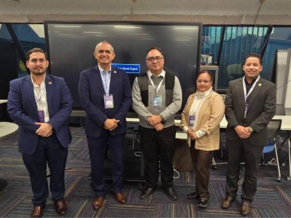 Representantes de UTH y UTH Florida University durante una de las jornadas de la IFE Conference 2026, realizada en el campus Monterrey del Tec de Monterrey.