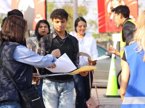 Miles de aspirantes se someterán este viernes a la segunda y última prueba de admisión de la UNAH, como parte del proceso para ingresar a la universidad en 2027.