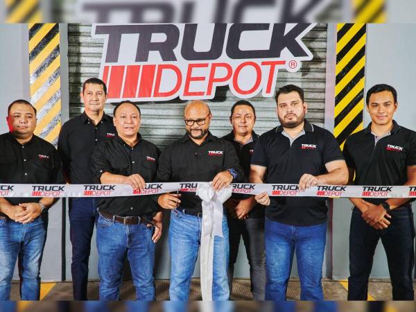 Ejecutivos de Truck Depot inauguraron en San Pedro Sula su nuevo centro de distribución para fortalecer la operación logística en Honduras.