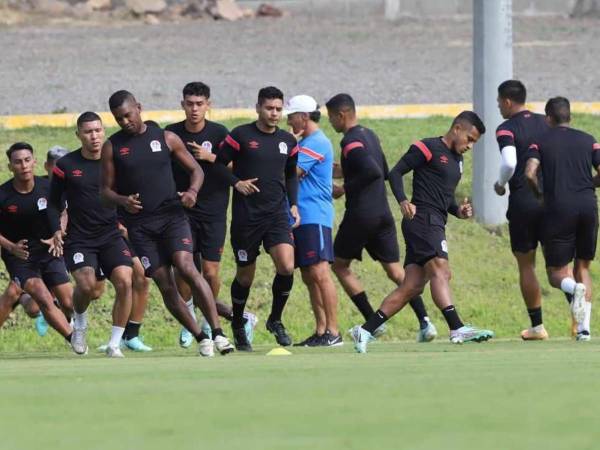 Entrenamiento de Olimpia previo a la gran final del Clausura 2024 ante Marathón.