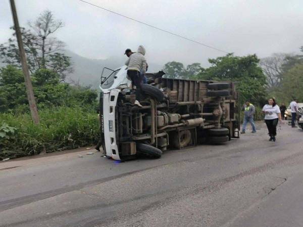 Uno de los vehículos que participaron en el trágico accidente.
