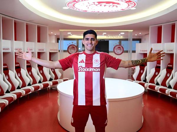 El hondureño Luis Palma ya luce los colores del Olympiacos de Grecia.