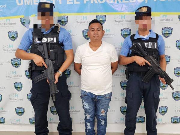 Momentos de la captura de Carlos Mauricio Moreno Gutiérrez.