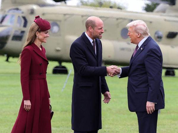 Los príncipes de Gales, William y Catherine, dan la bienvenida a Trump en Windsor.