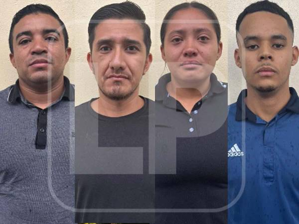 Los detenidos fueron presentados como: Belkis Lizeth Cruz Rodríguez, subinspectora de Policía, y los agentes Geybin Gadriel Salgado Pérez, Kevin Dagoberto Castillo Zambrano y Carlos Iván Arteaga Ayestas.