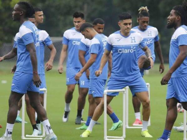 La Selección de Honduras realizó su entrenamiento previo a su viaje a Toluca para enfrentar a México.