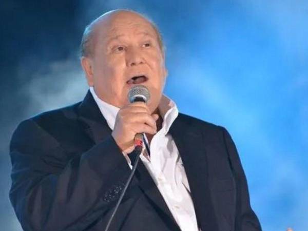 El cantante argentino Leo Dan.