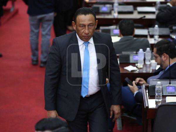 Carlos “El negro” Cano es una figura conocida dentro del Partido Nacional. Fue alcalde del municipio de Campamento, Olancho.