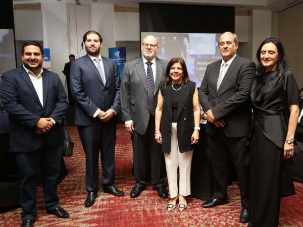 Ejecutivos de diversas industrias fueron homenajeados por su trayectoria profesional y el impacto generado desde sus empresas en Honduras y la región.
