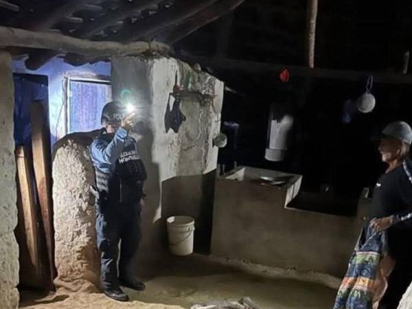 Vecinos del lugar expresaron su consternación y temor, ya que la víctima era una persona conocida en la comunidad.