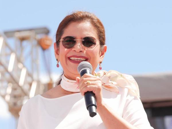 Rixi Moncada, ministra de Defensa.