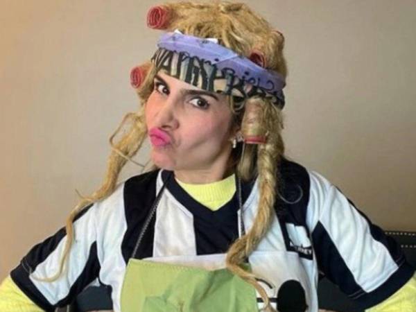 La comediante mexicana Karla Panini.