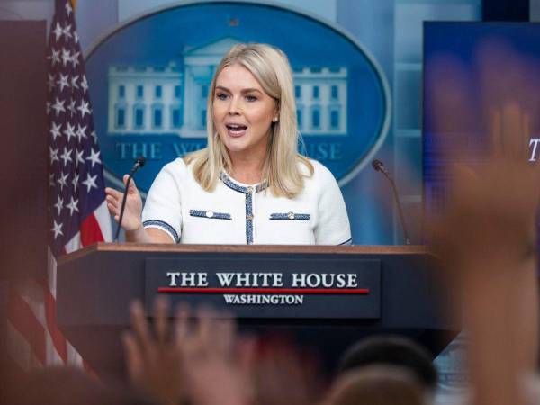La portavoz de la Casa Blanca, Karoline Leavitt, durante su conferencia de prensa.