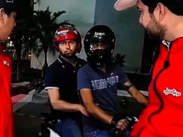 Tras el asesinato del creador de contenido César Gastélum en Culiacán, Sinaloa, comenzaron a circular en redes sociales mensajes en los que se señala a Alberto Hidalgo Iribe y a un sujeto conocido con el alias de “Costillas” como presuntos responsables del crimen.