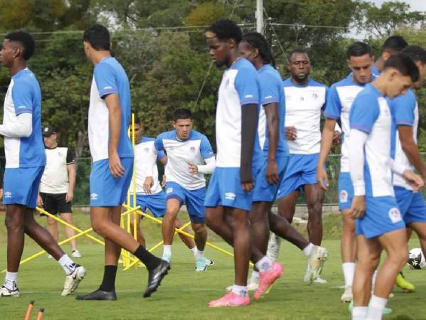 Oficial: Maylor Núñez sale de Olimpia y sorprende al fichar por Real España