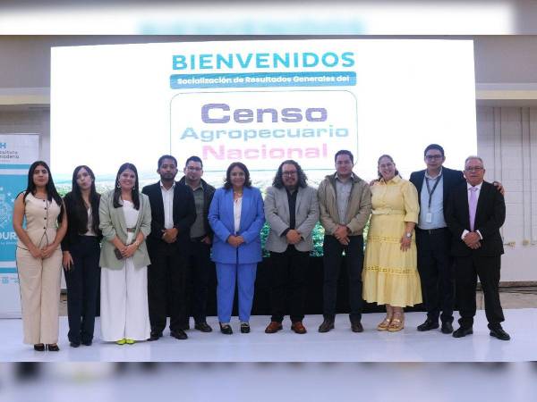 Autoridades del INE y la SAG durante la presentación oficial del Censo Agropecuario Nacional 2024.
