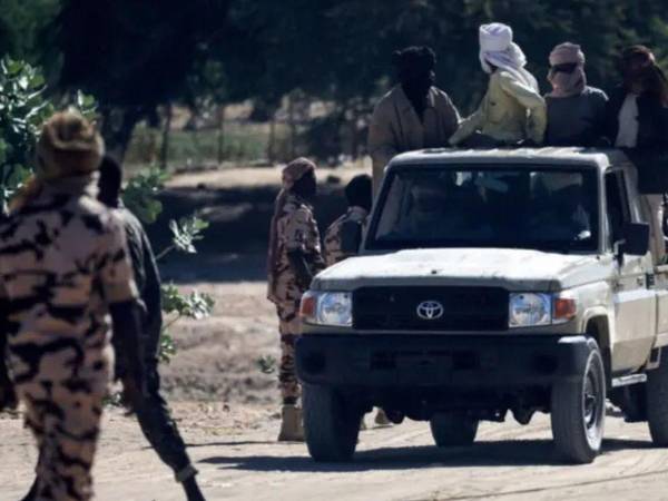 La organización cifró en más de 18.000 familias las que fueron forzadas a desplazarse hacia zonas fronterizas.