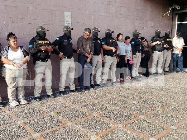 Una presunta red de seis estafadores informáticos habría utilizado la modalidad de “phishing” para acceder a la banca en línea de un ciudadano y ejecutar 17 transferencias por más de L586,000 en apenas 41 minutos, según una investigación de la Atic y la FEPROSI.