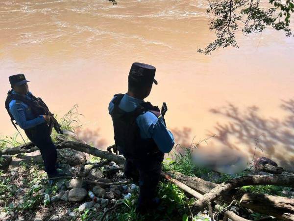 Tras dos días de búsqueda, familiares encontraron sin vida al joven que había sido arrastrado por la corriente de un río en Comayagua.