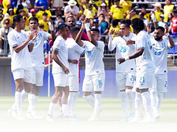 La Selección de Honduras no pudo contra Ecuador y perdió 2-1 en el amistoso en Estados Unidos.